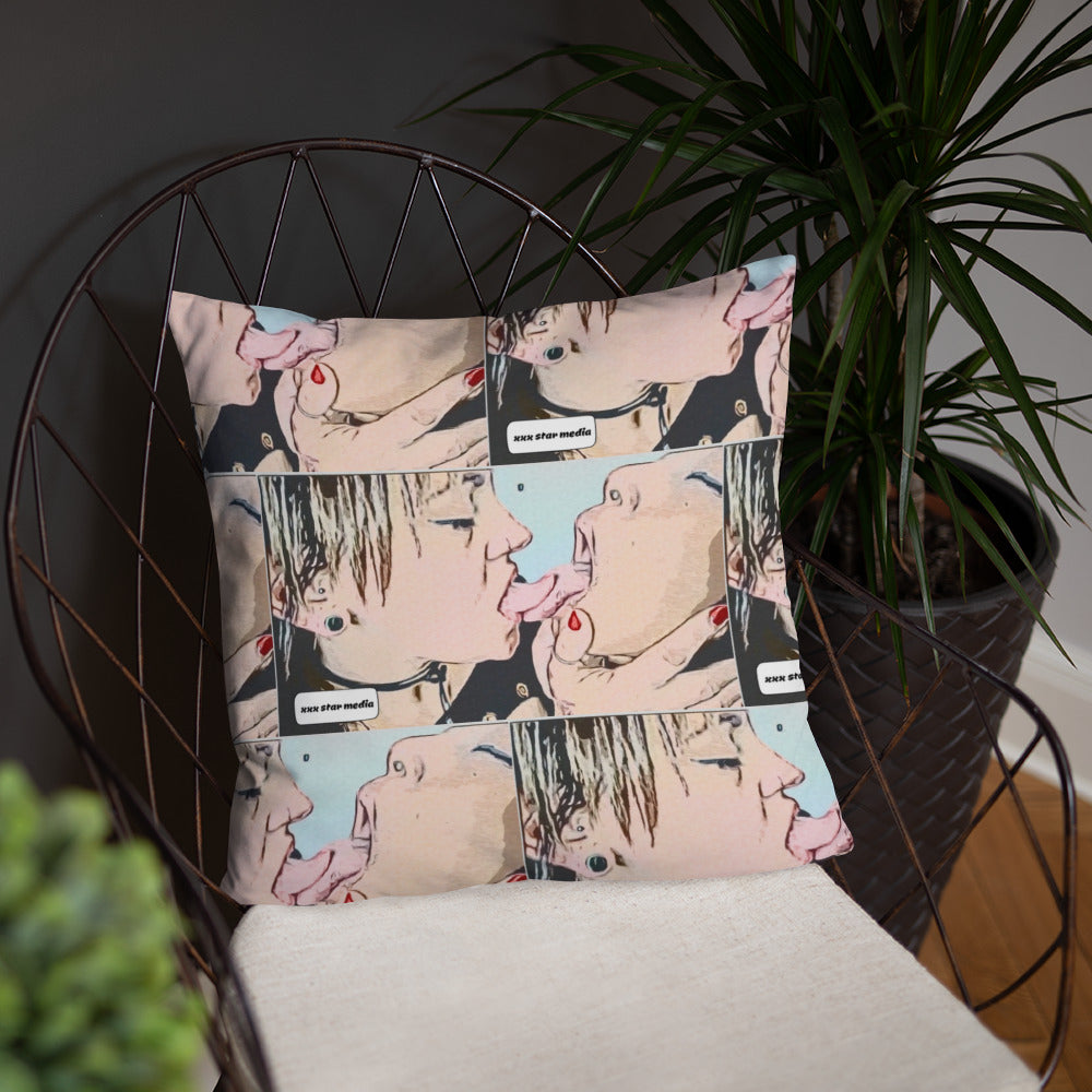 Basic Pillow