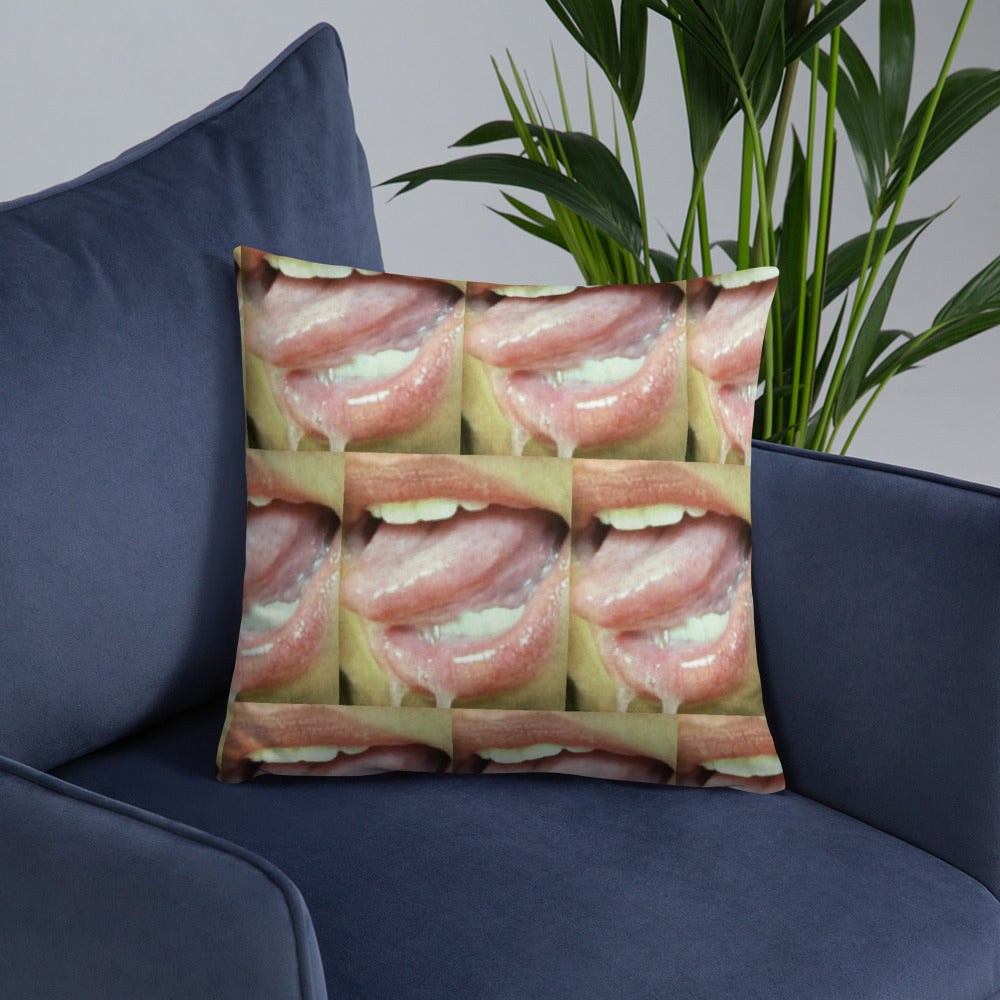 Basic Pillow